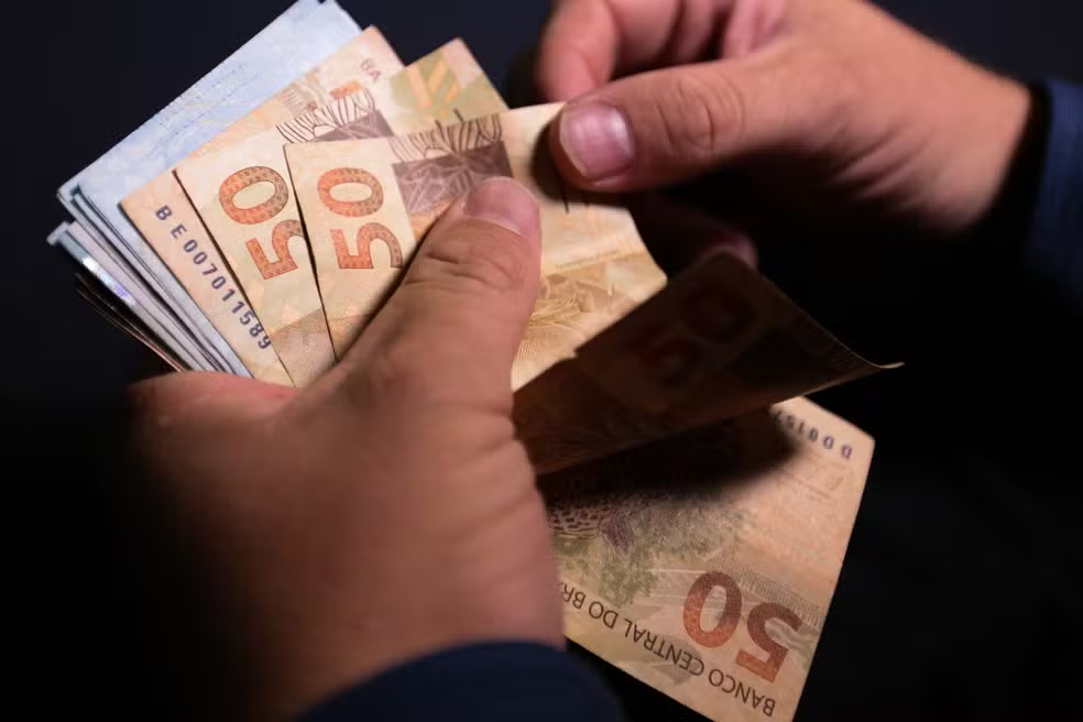 Contas do governo registram déficit de R$ 13,6 bilhões em agosto